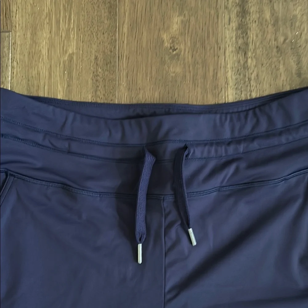 HALARA Joggers with Elastic Waistband - Picture 2 of 3